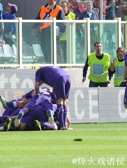 佛罗伦萨队史第三次意甲遭遇15轮不胜，仅6平9负